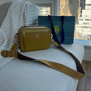 BRAND NEW Tory Burch Embossed Leather Crossbody in Light Brown/Mustard